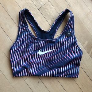 Nike NWT Medium Support Sports Bra